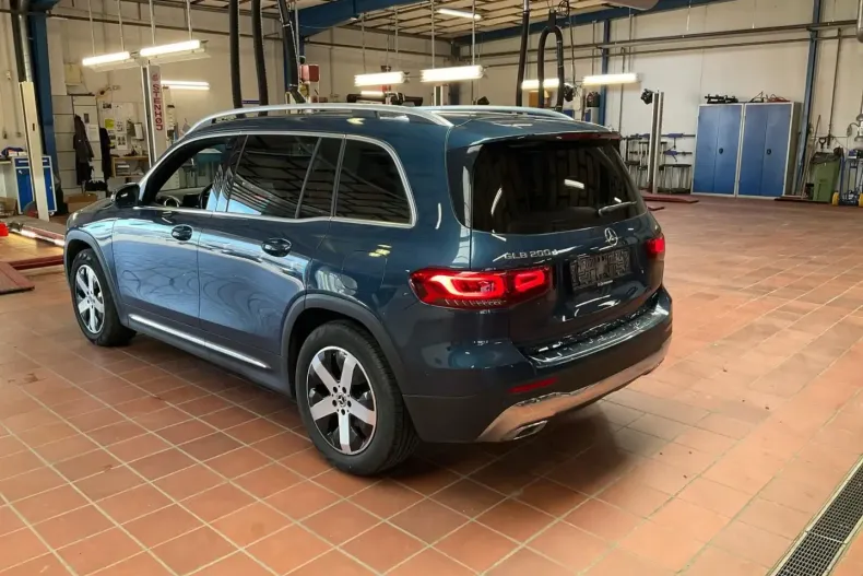 Mercedes-Benz GLB 200 din 2022 cu 84.734 km - oferta MER105120 - foto 2