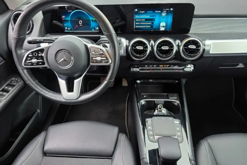 Mercedes-Benz GLB 200 din 2022 cu 93.000 km - oferta MER105121 - foto 8