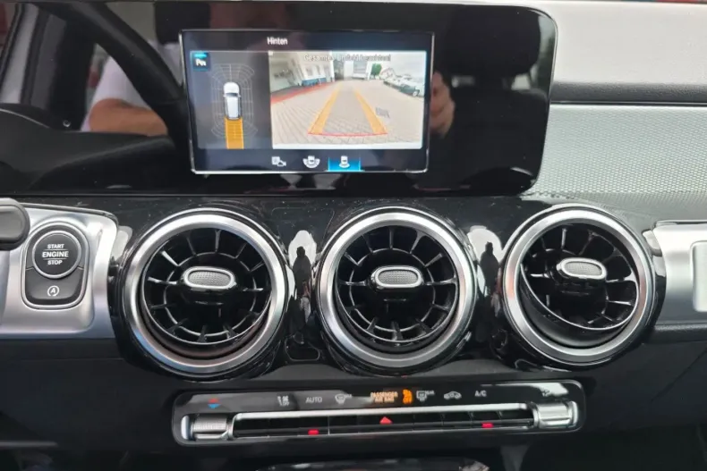 Mercedes-Benz GLB 200 din 2022 cu 93.000 km - oferta MER105121 - foto 10