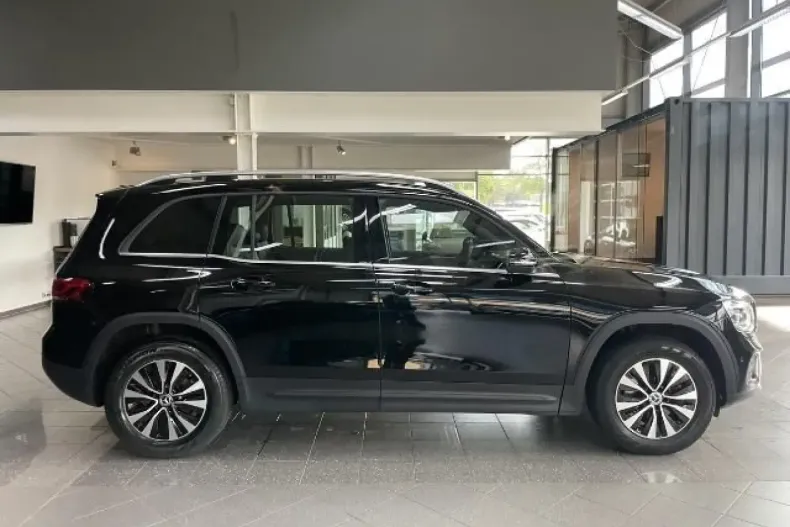 Mercedes-Benz GLB 180 din 2023 cu 75.000 km - oferta MER105122 - foto 4