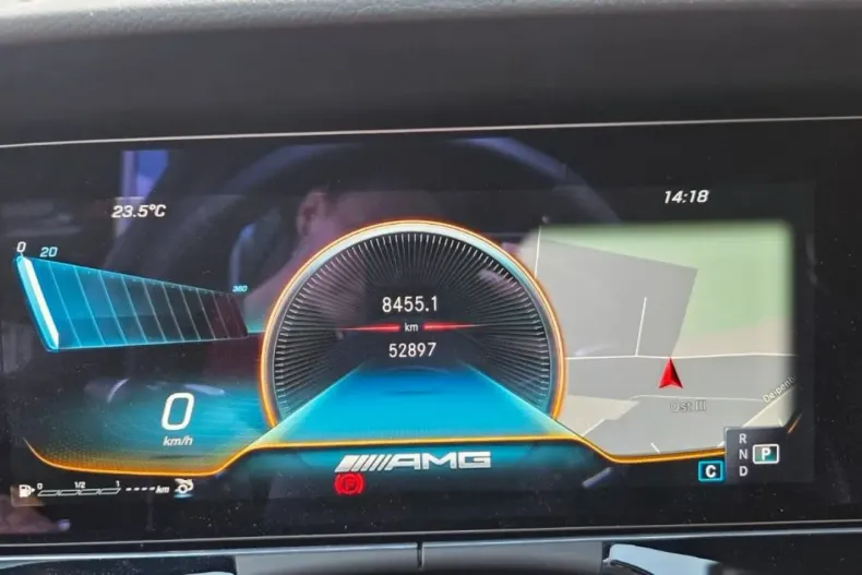 Mercedes-Benz AMG GT din 2023 cu 57.900 km - oferta MER105123 - foto 6