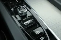 Volvo XC60 din 2021 cu 101.195 km - oferta VOL105142 - foto 15