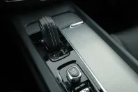 Volvo XC60 din 2021 cu 101.195 km - oferta VOL105142 - foto 17