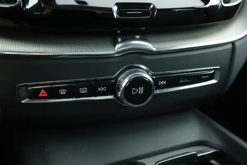 Volvo XC60 din 2021 cu 101.195 km - oferta VOL105142 - foto 18