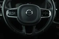 Volvo XC60 din 2021 cu 101.195 km - oferta VOL105142 - foto 21