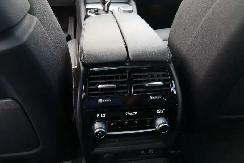 BMW 540 din 2021 cu 71.085 km - oferta BMW105166 - foto 24