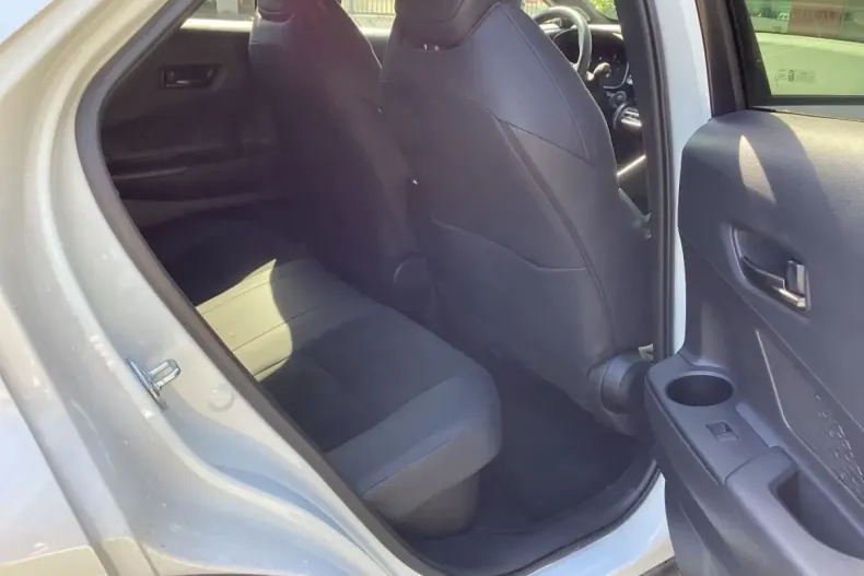 Toyota C-HR din 2024 cu 14.890 km - oferta TOY105170 - foto 11