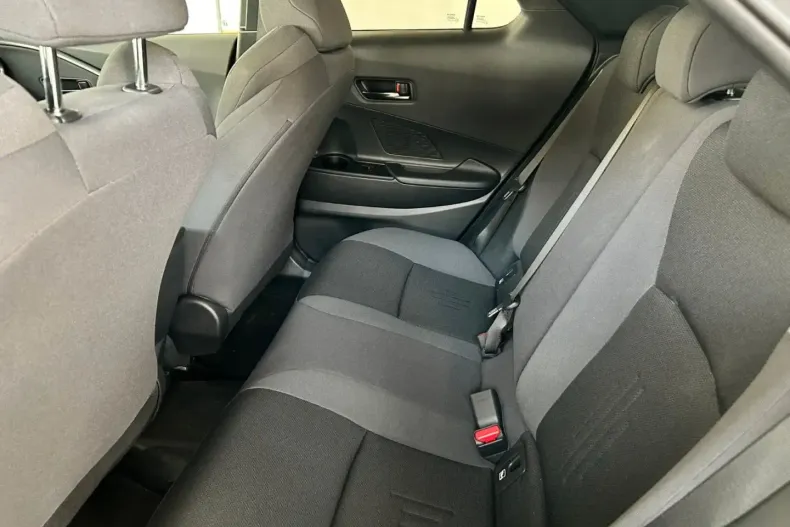 Toyota C-HR din 2024 cu 9.900 km - oferta TOY105173 - foto 10