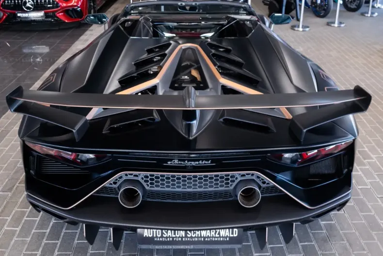 Lamborghini Aventador din 2021 cu 1.388 km - oferta LAM105180 - foto 5