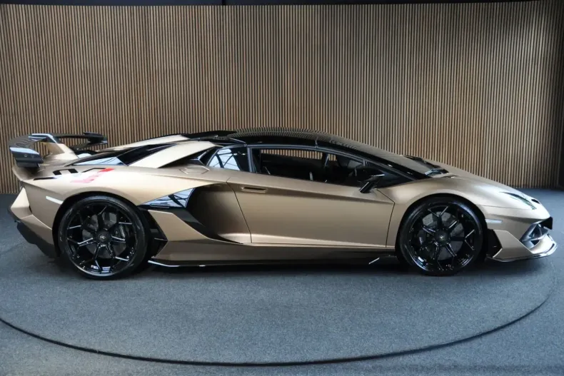 Lamborghini Aventador din 2021 cu 42.564 km - oferta LAM105181 - foto 5