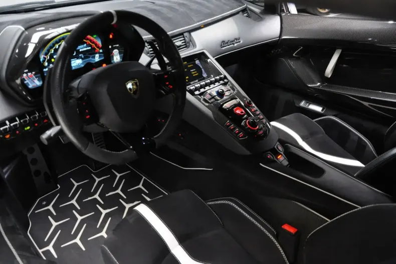 Lamborghini Aventador din 2021 cu 42.564 km - oferta LAM105181 - foto 11