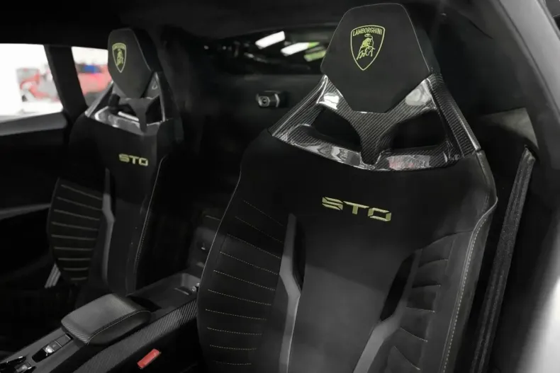 Lamborghini Huracán din 2021 cu 12.800 km - oferta LAM105183 - foto 19