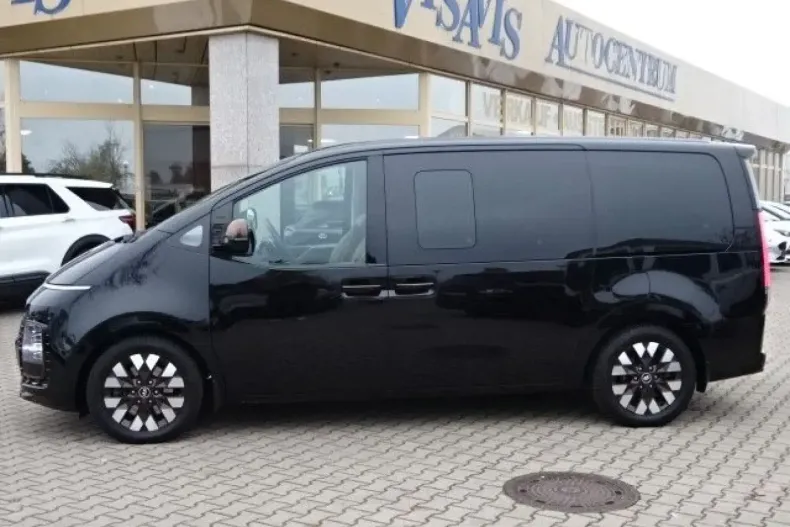 Hyundai STARIA din 2022 cu 53.452 km - oferta HYU105184 - foto 2