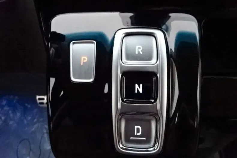 Hyundai STARIA din 2022 cu 53.452 km - oferta HYU105184 - foto 15