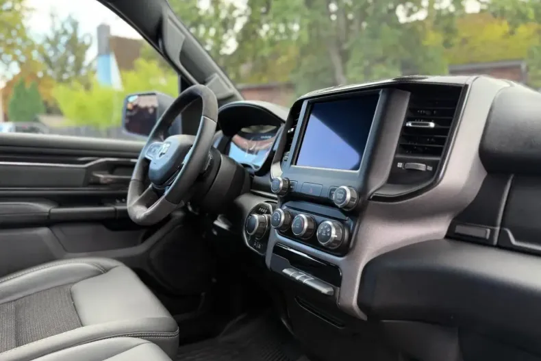 Dodge RAM din 2021 cu 13.900 km - oferta DOD105192 - foto 49