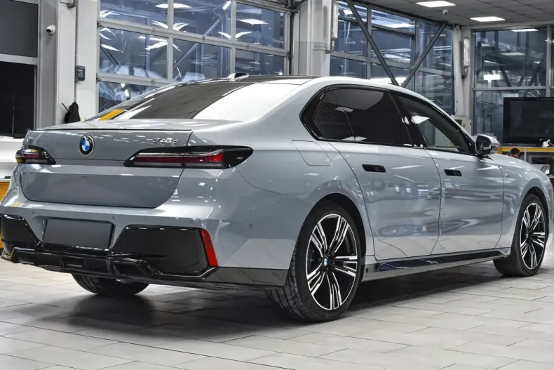 BMW 740 din 2023 cu 37.500 km - oferta BMW105197 - foto 5