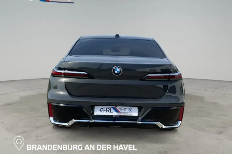 BMW 740 din 2024 cu 18.081 km - oferta BMW105201 - foto 4