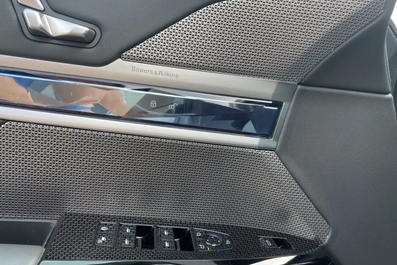 BMW 740 din 2024 cu 18.081 km - oferta BMW105201 - foto 28