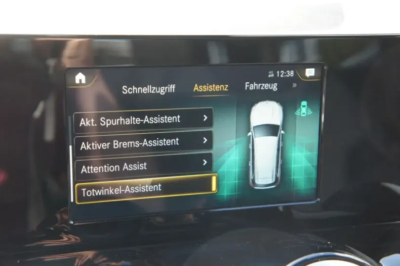 Mercedes-Benz GLB 220 din 2022 cu 92.000 km - oferta MER105207 - foto 24