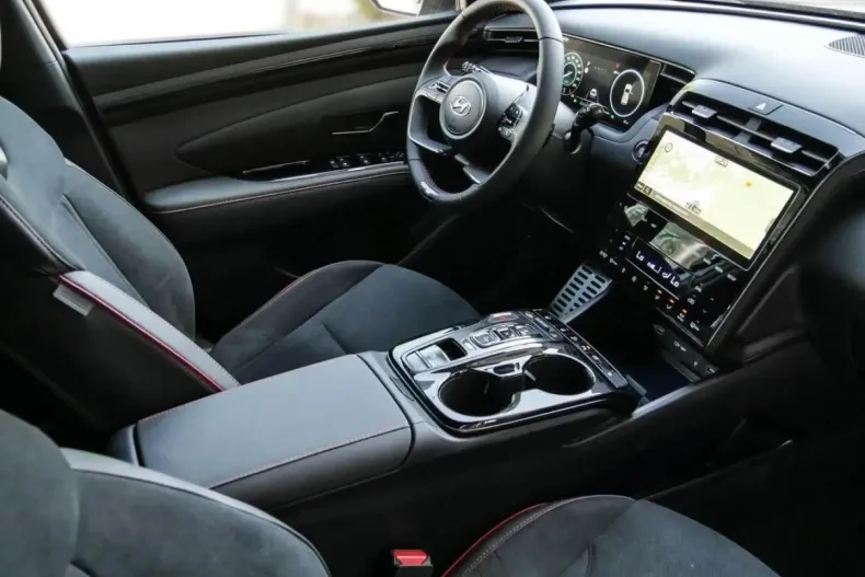 Hyundai TUCSON din 2023 cu 37.045 km - oferta HYU105212 - foto 3