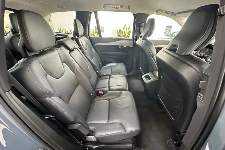 Volvo XC90 din 2022 cu 61.000 km - oferta VOL105213 - foto 7