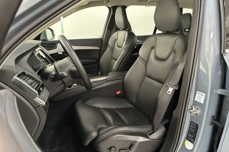 Volvo XC90 din 2022 cu 61.000 km - oferta VOL105213 - foto 14