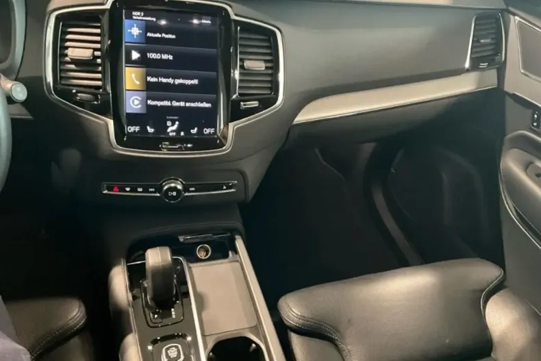 Volvo XC90 din 2022 cu 64.550 km - oferta VOL105214 - foto 13