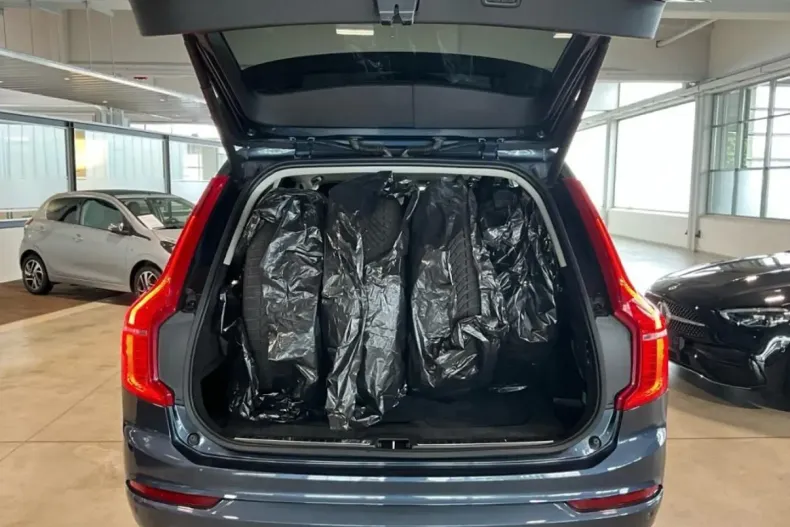 Volvo XC90 din 2022 cu 64.550 km - oferta VOL105214 - foto 16