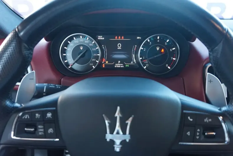 Maserati Ghibli din 2021 cu 67.500 km - oferta MAS105219 - foto 4