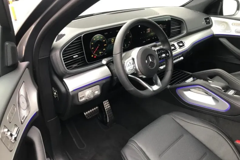 Mercedes-Benz GLE 400 din 2023 cu 31.300 km - oferta MER105221 - foto 3