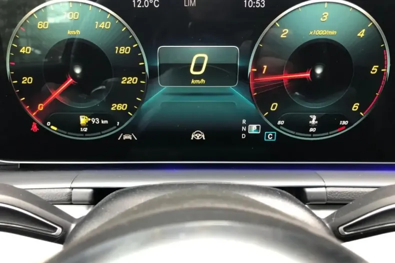 Mercedes-Benz GLE 400 din 2023 cu 31.300 km - oferta MER105221 - foto 16