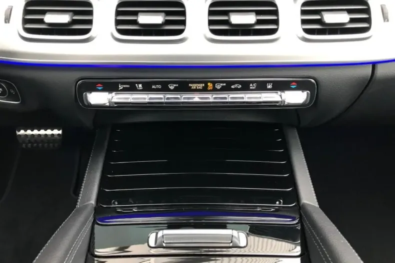 Mercedes-Benz GLE 400 din 2023 cu 31.300 km - oferta MER105221 - foto 18