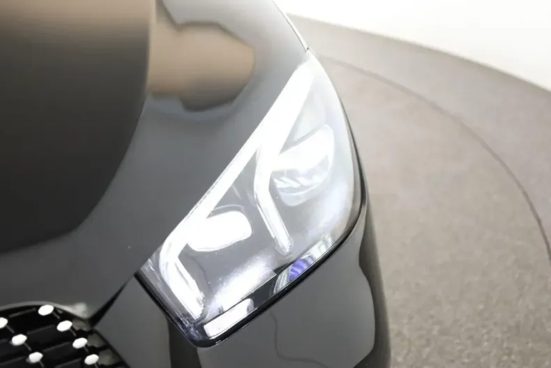 Mercedes-Benz GLE 400 din 2022 cu 72.300 km - oferta MER105222 - foto 11