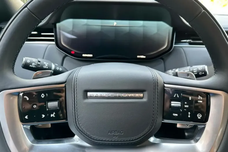 Land Rover Range Rover din 2024 cu 47.000 km - oferta LAN105223 - foto 9