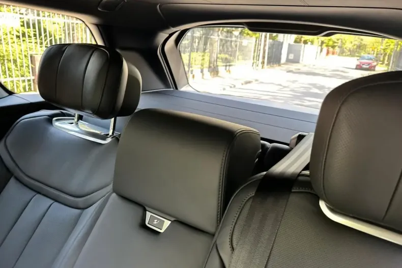 Land Rover Range Rover din 2024 cu 47.000 km - oferta LAN105223 - foto 13