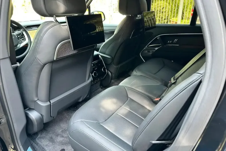 Land Rover Range Rover din 2024 cu 47.000 km - oferta LAN105223 - foto 16