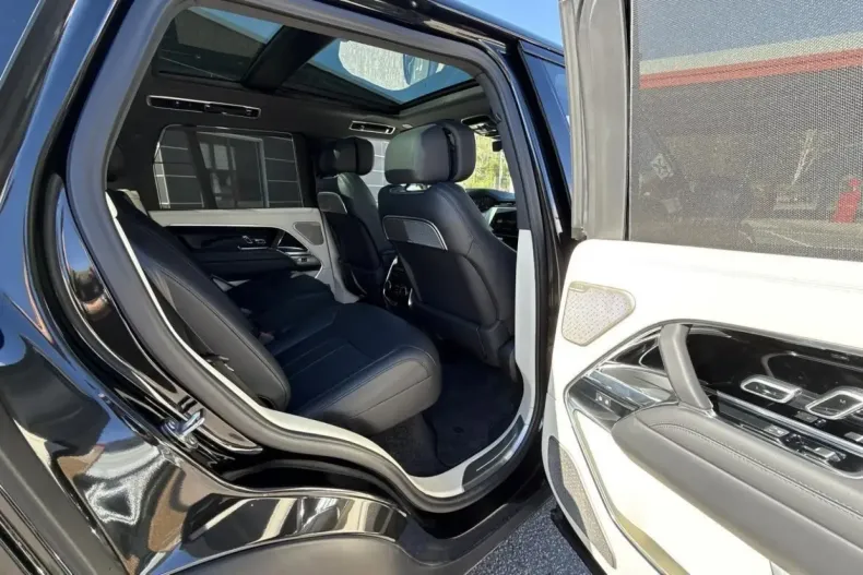 Land Rover Range Rover din 2024 cu 19.000 km - oferta LAN105224 - foto 25