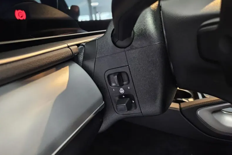 Mercedes-Benz GLE 350 din 2021 cu 64.247 km - oferta MER105227 - foto 28