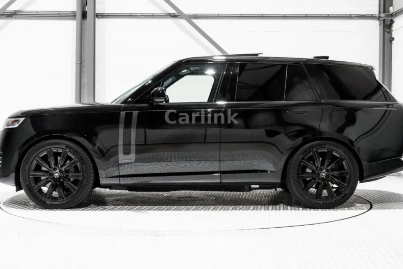 Land Rover Range Rover din 2024 cu 16.800 km - oferta LAN105228 - foto 2