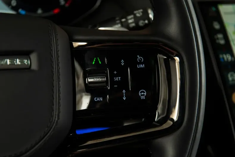 Land Rover Range Rover Sport din 2024 cu 2.059 km - oferta LAN105229 - foto 19