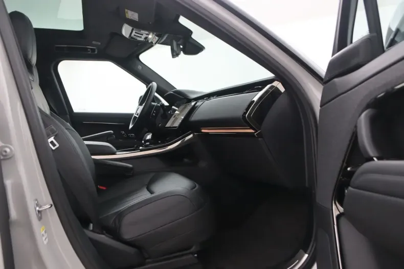 Land Rover Range Rover Sport din 2024 cu 23.524 km - oferta LAN105231 - foto 6