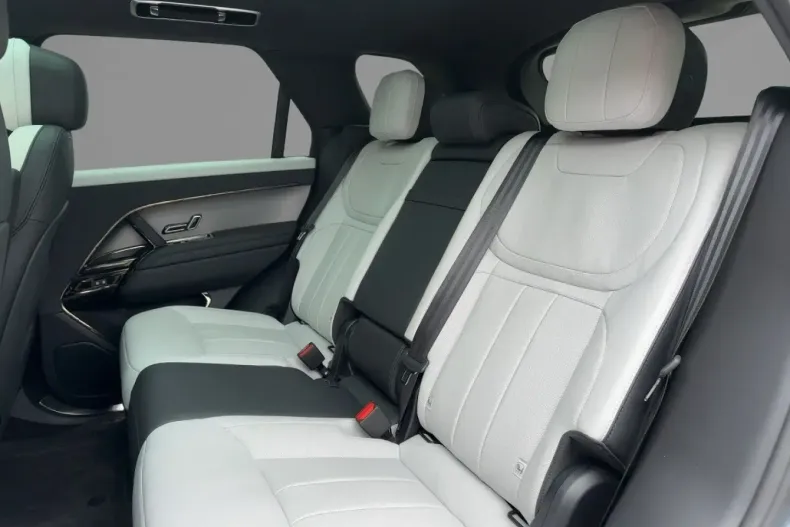 Land Rover Range Rover Sport din 2024 cu 24.600 km - oferta LAN105232 - foto 9