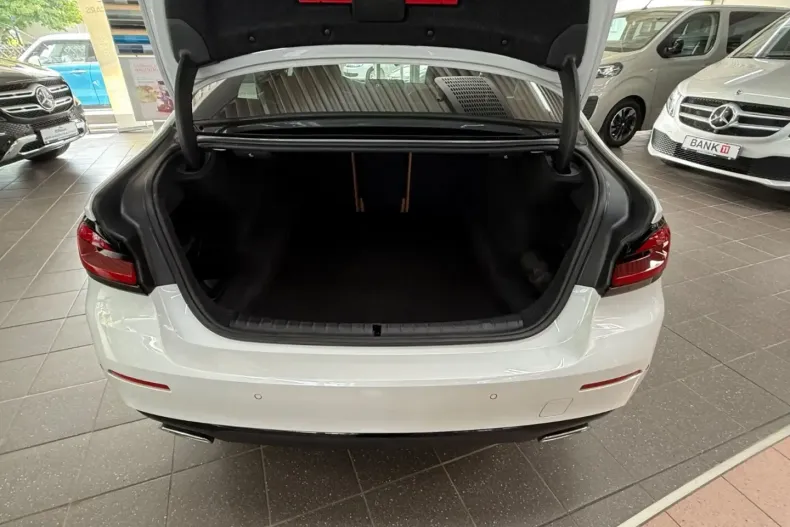 BMW 520 din 2023 cu 53.900 km - oferta BMW105236 - foto 12