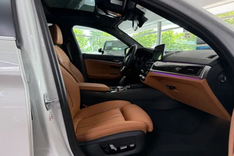 BMW 520 din 2023 cu 53.900 km - oferta BMW105236 - foto 16