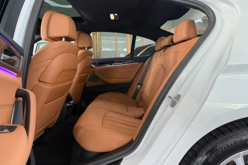 BMW 520 din 2023 cu 53.900 km - oferta BMW105236 - foto 24