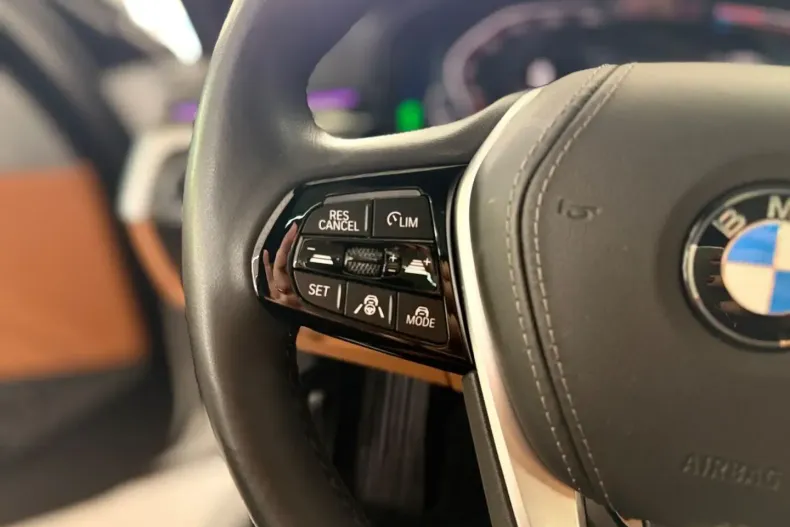 BMW 520 din 2023 cu 53.900 km - oferta BMW105236 - foto 26