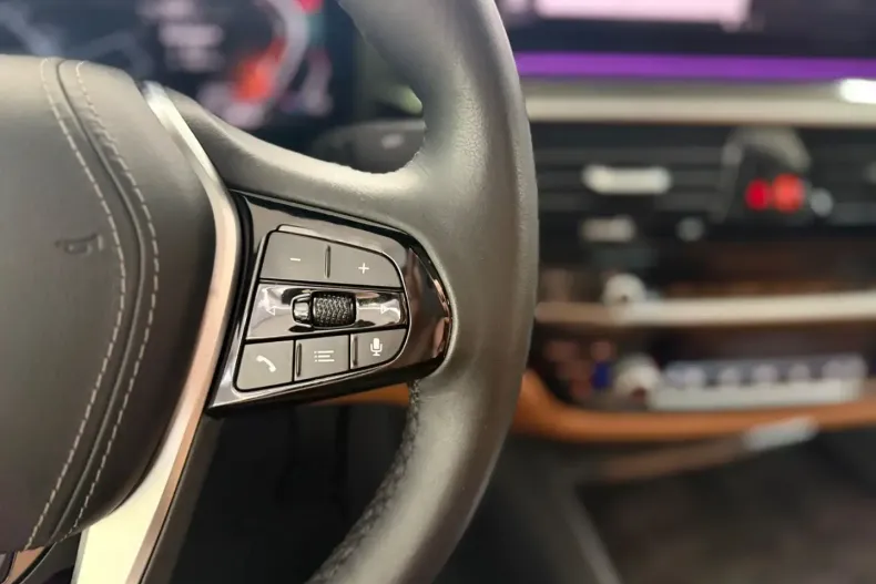 BMW 520 din 2023 cu 53.900 km - oferta BMW105236 - foto 27