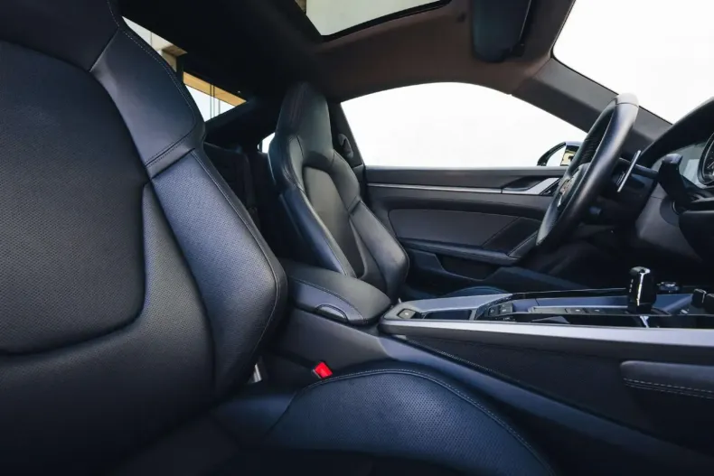 Porsche 992 din 2021 cu 13.700 km - oferta POR105240 - foto 27