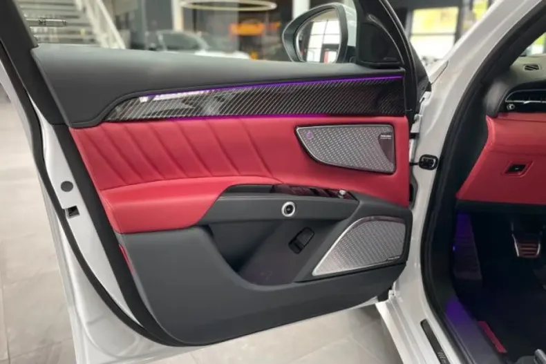 Maserati Grecale din 2023 cu 9.900 km - oferta MAS105248 - foto 15