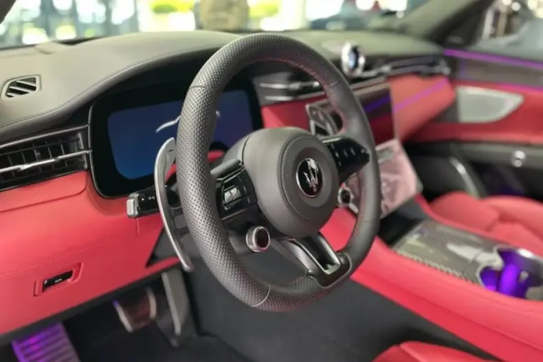 Maserati Grecale din 2023 cu 9.900 km - oferta MAS105248 - foto 21